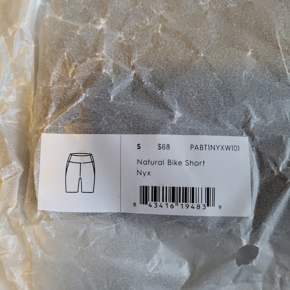 allbirds Women's Natural Bike Short Natural Black Size Small